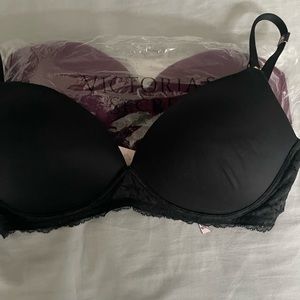 2 new with tags Victoria Secret maternity nursing bras. Size 38D